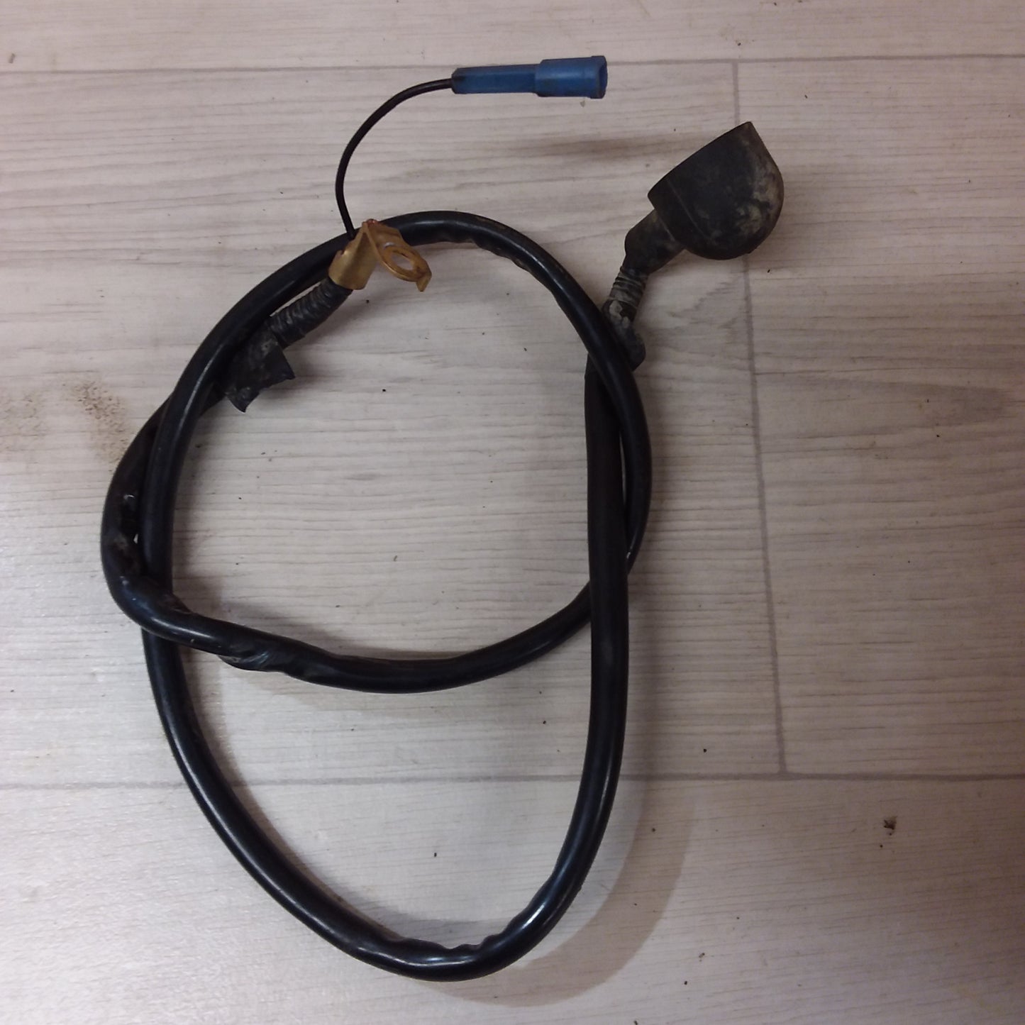 Suzuki LTF400 positive power lead