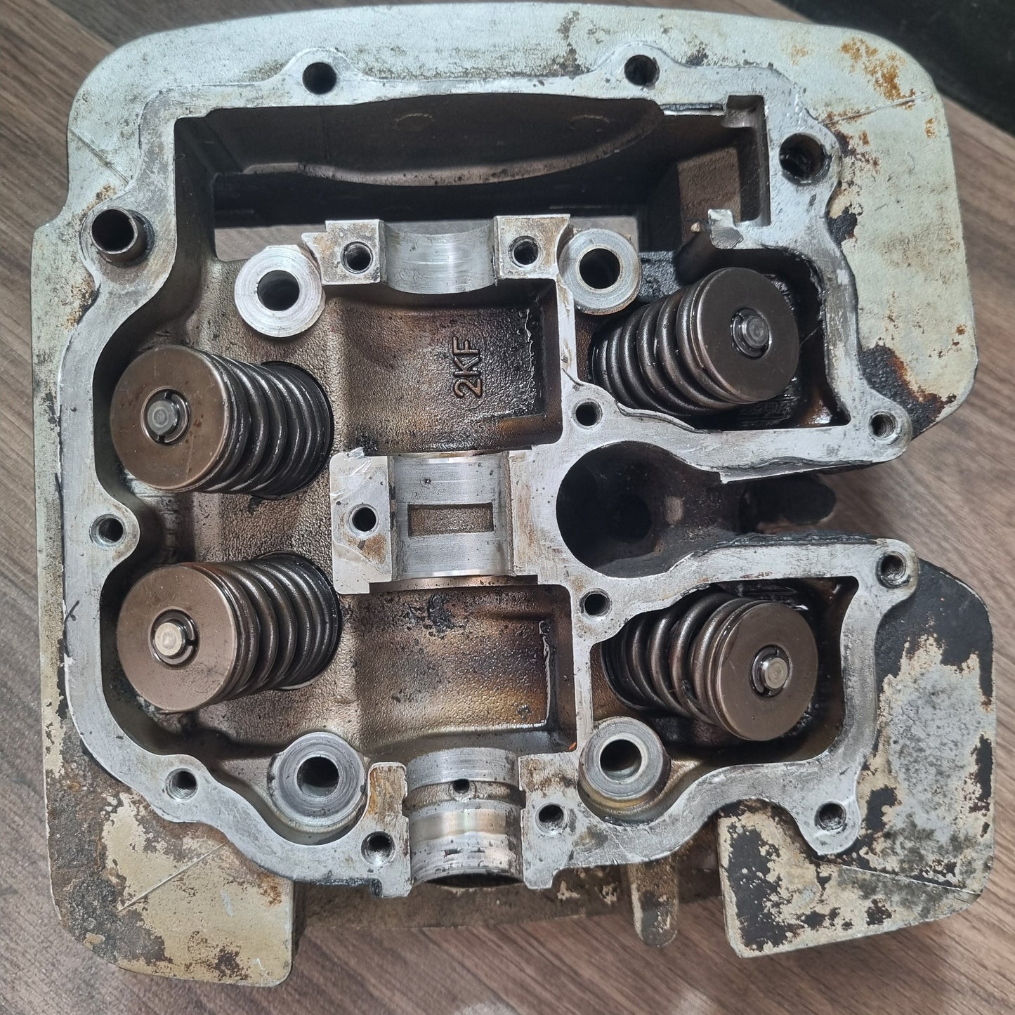 1998 Yamaha Grizzly 600 Cylinder Head