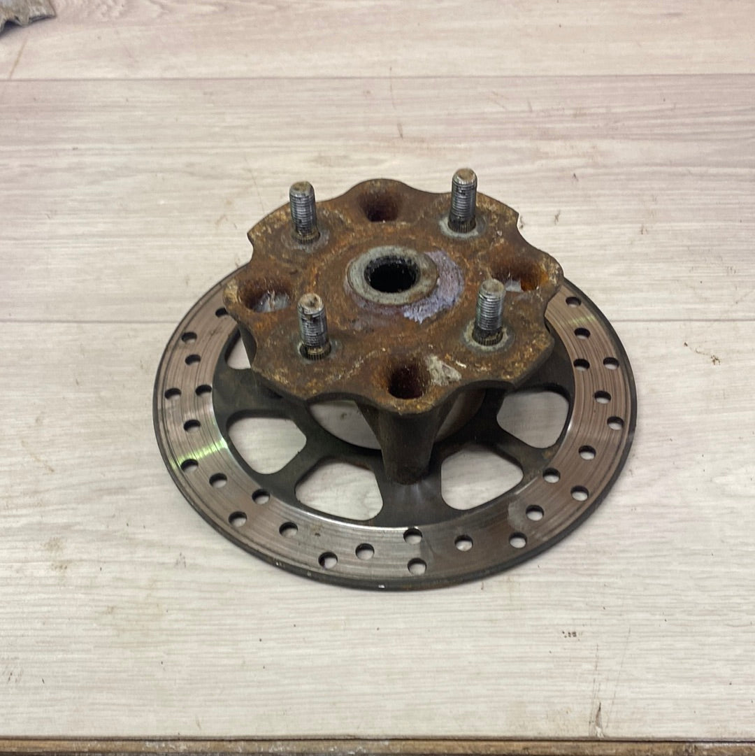 Suzuki LTA500 Quadmaster Front hub