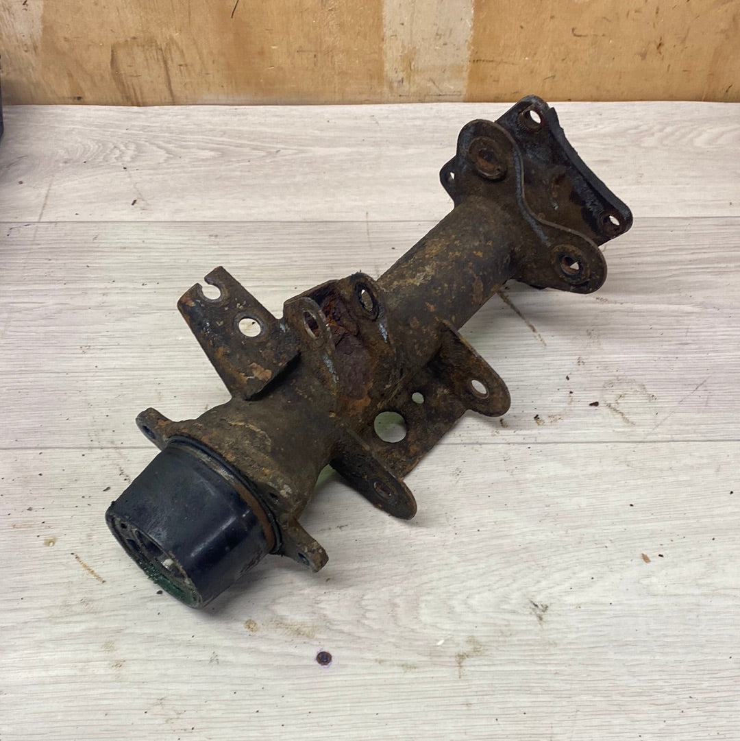 Suzuki LTA500 Quadmaster right axle tube