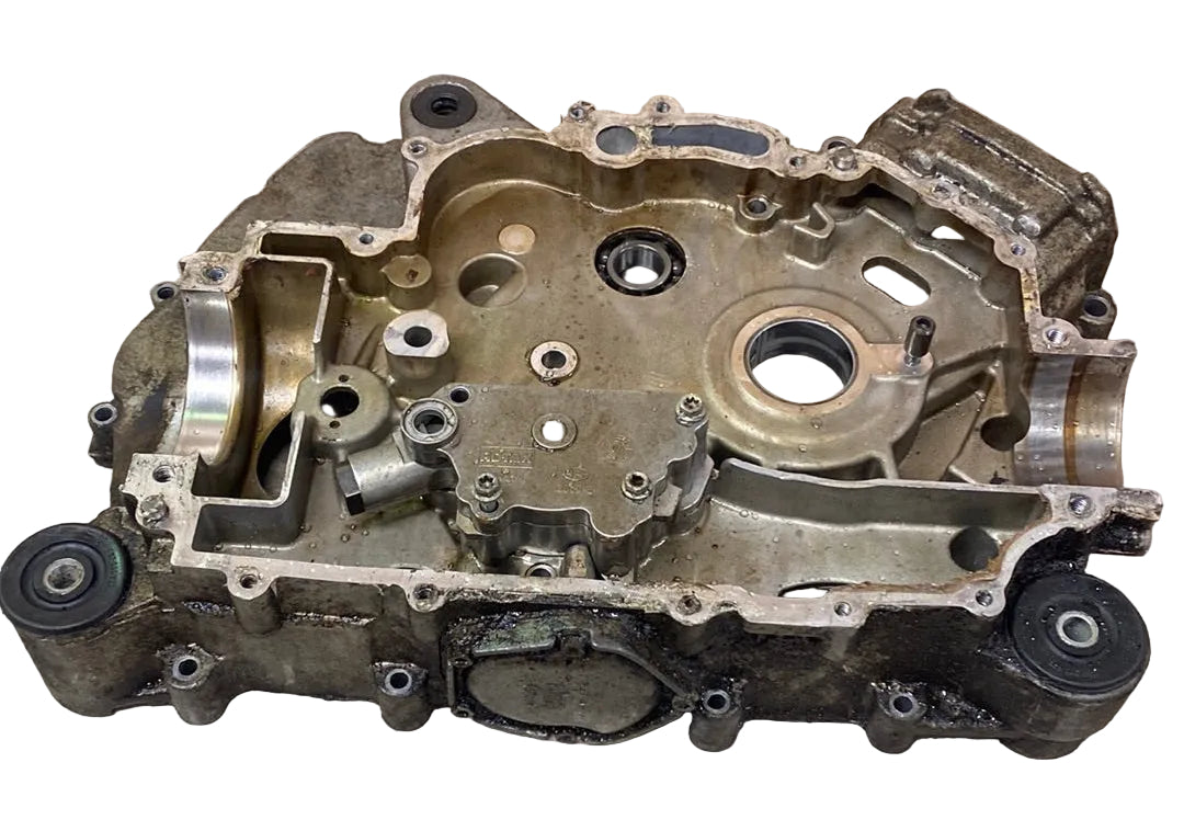 Can Am Outlander 400 Right Hand Centre Casing