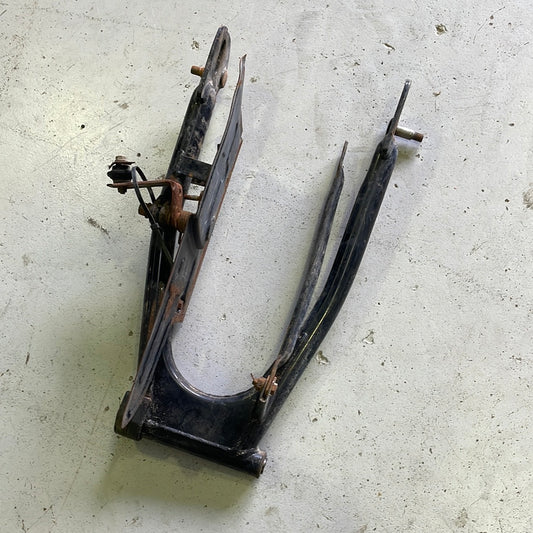 Suzuku TF125 Swingarm
