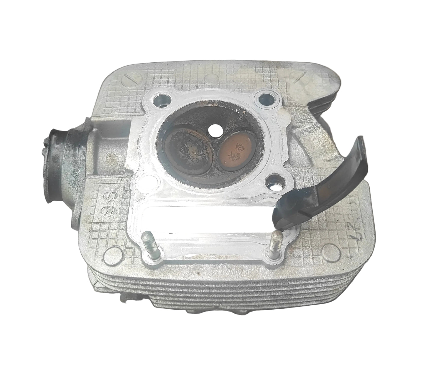 Suzuki DR200 Cylinder Head