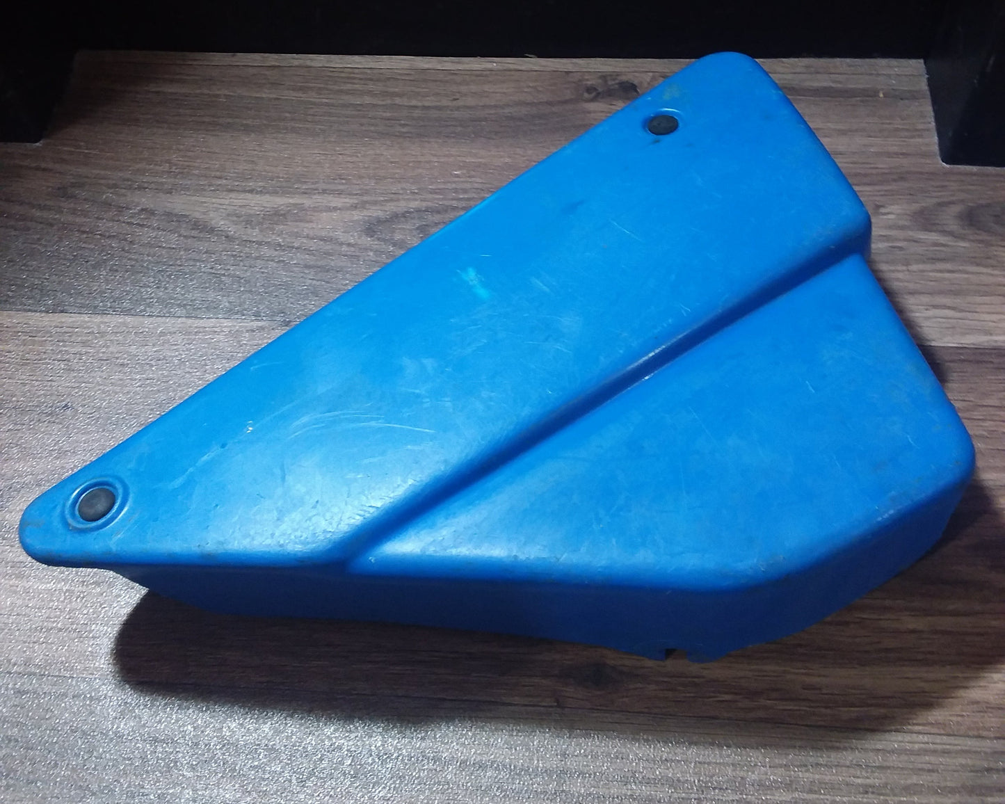 Yamaha AG100 Side Cover