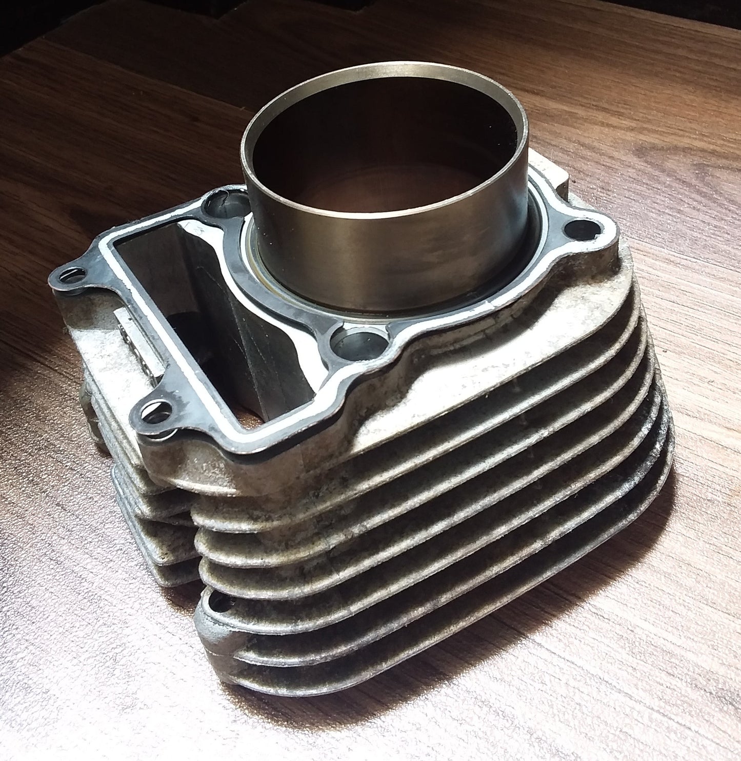 Yamaha AG200 Cylinder