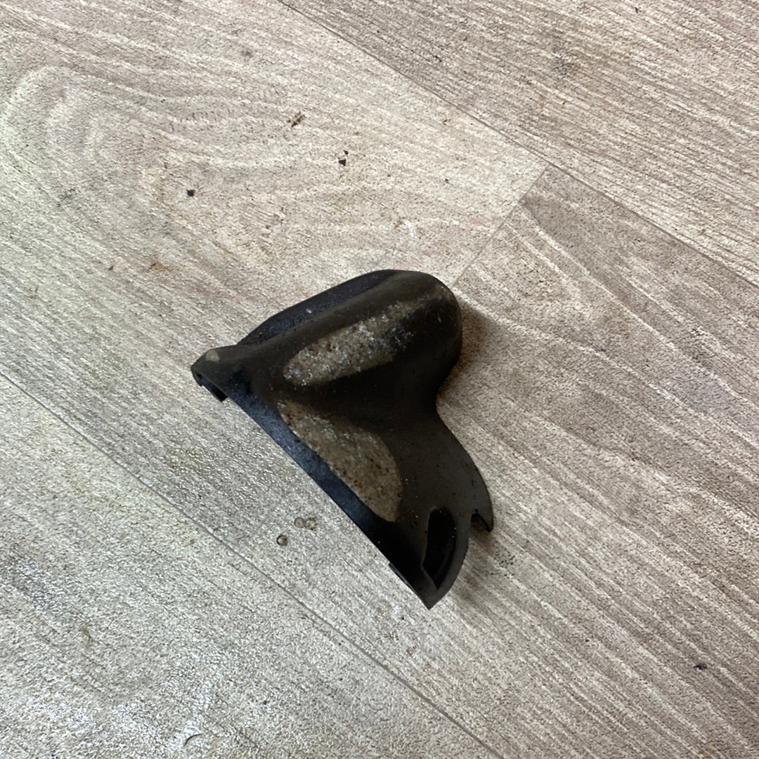 Suzuki TF125 clutch arm cover