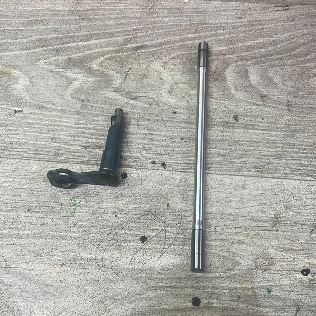 2006 Suzuki RMZ250 Clutch Release Arm & Push Rod
