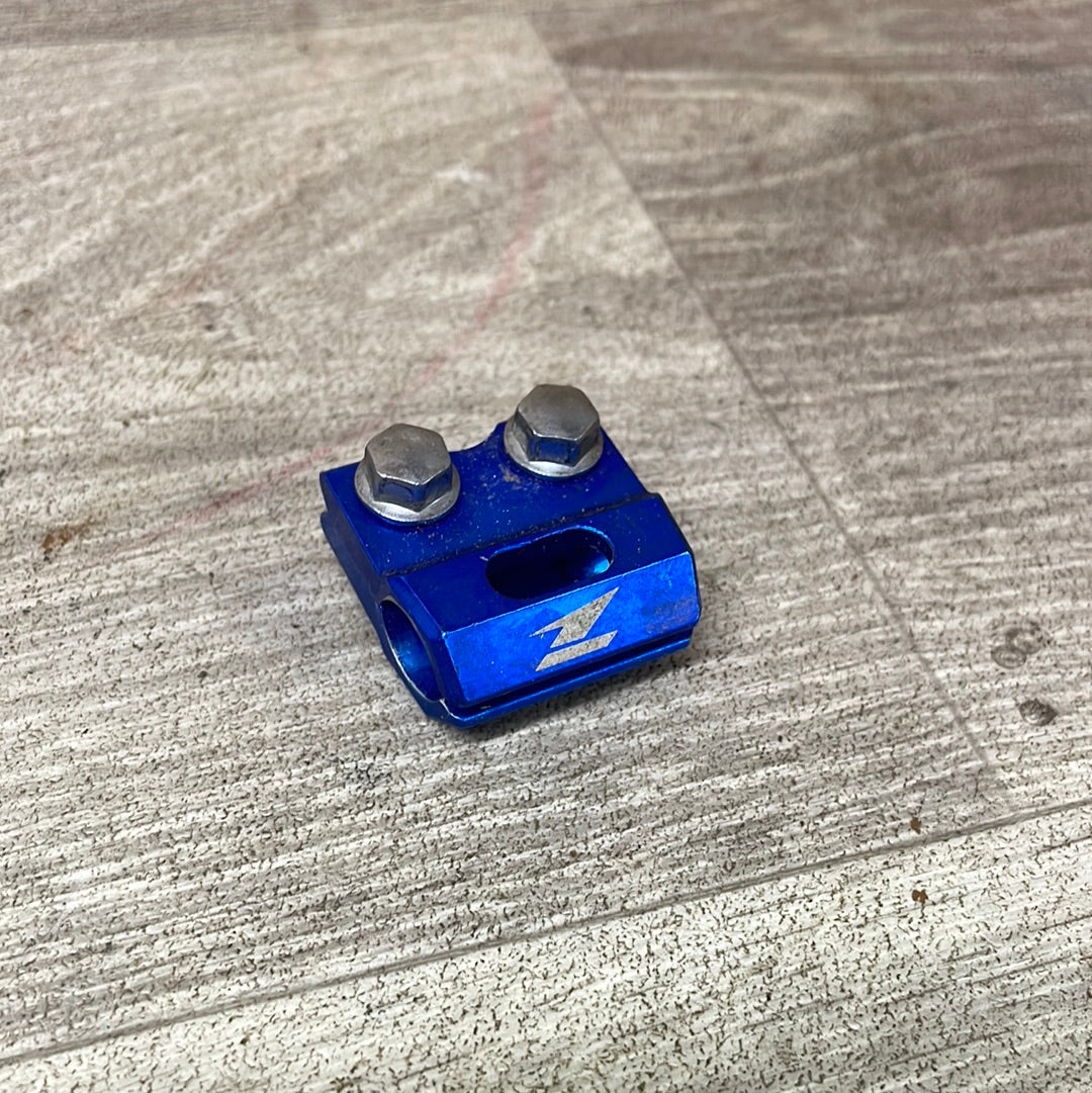 2006 Suzuki RMZ250 Zeta Front Brake Line Holder