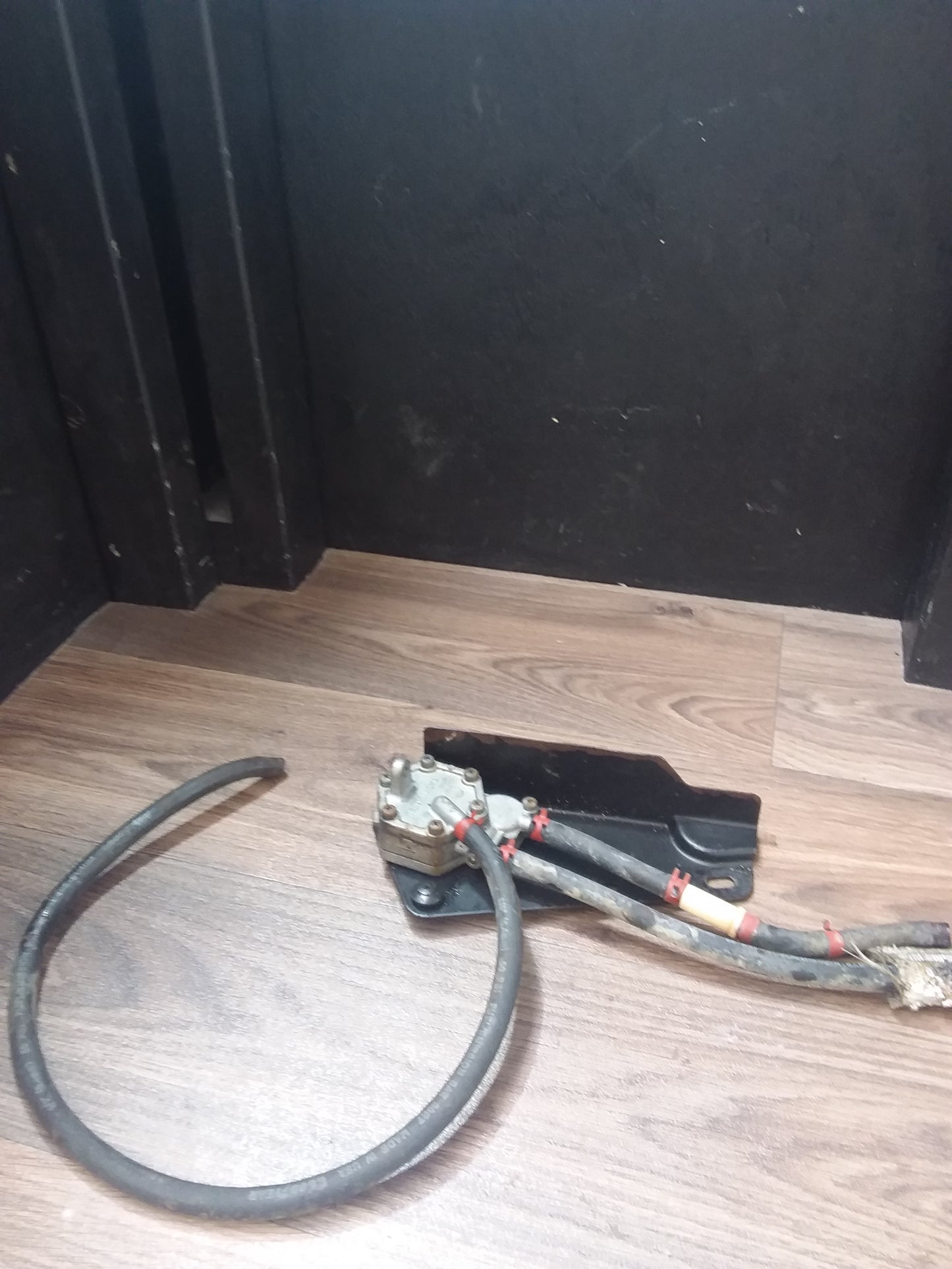 2001 Polaris Magnum 500 Fuel Pump with Cover