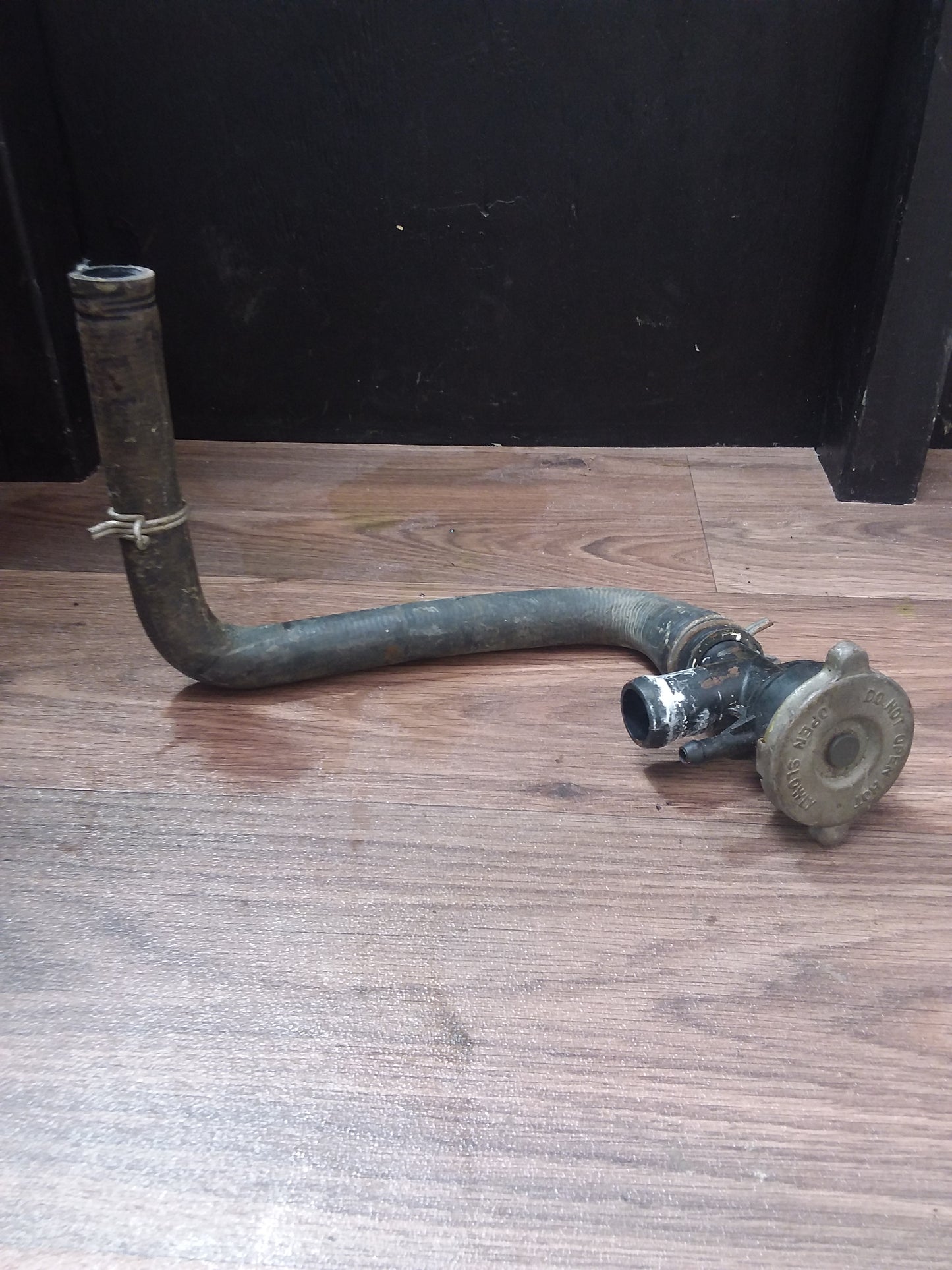 2001 Polaris Magnum 500 Radiator Cap Filler