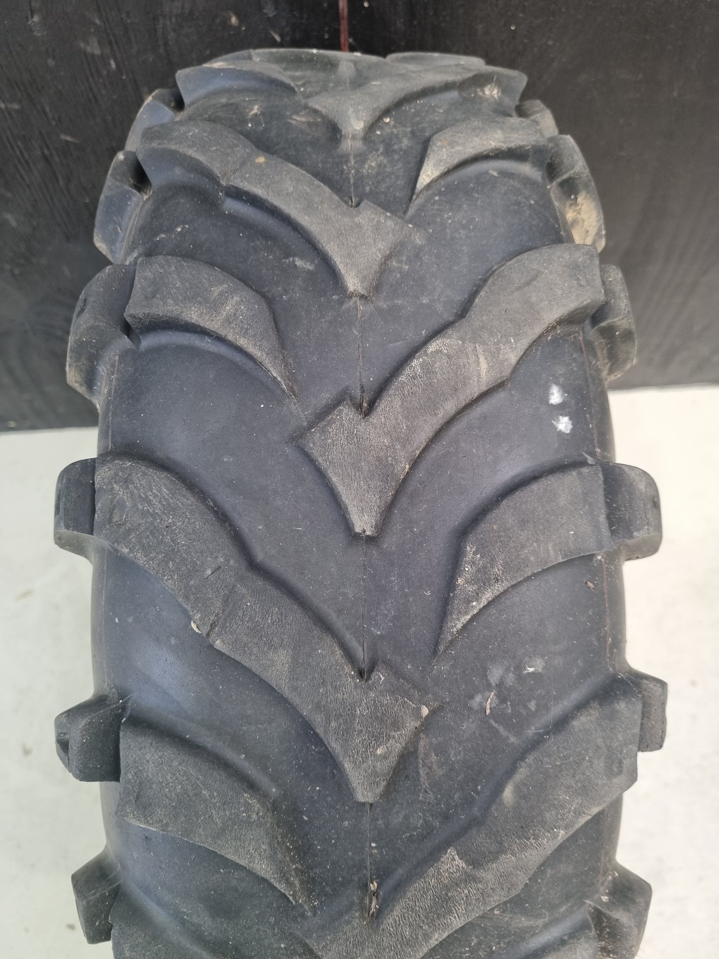 Innova Mud Gear 25/8-12 Tyre