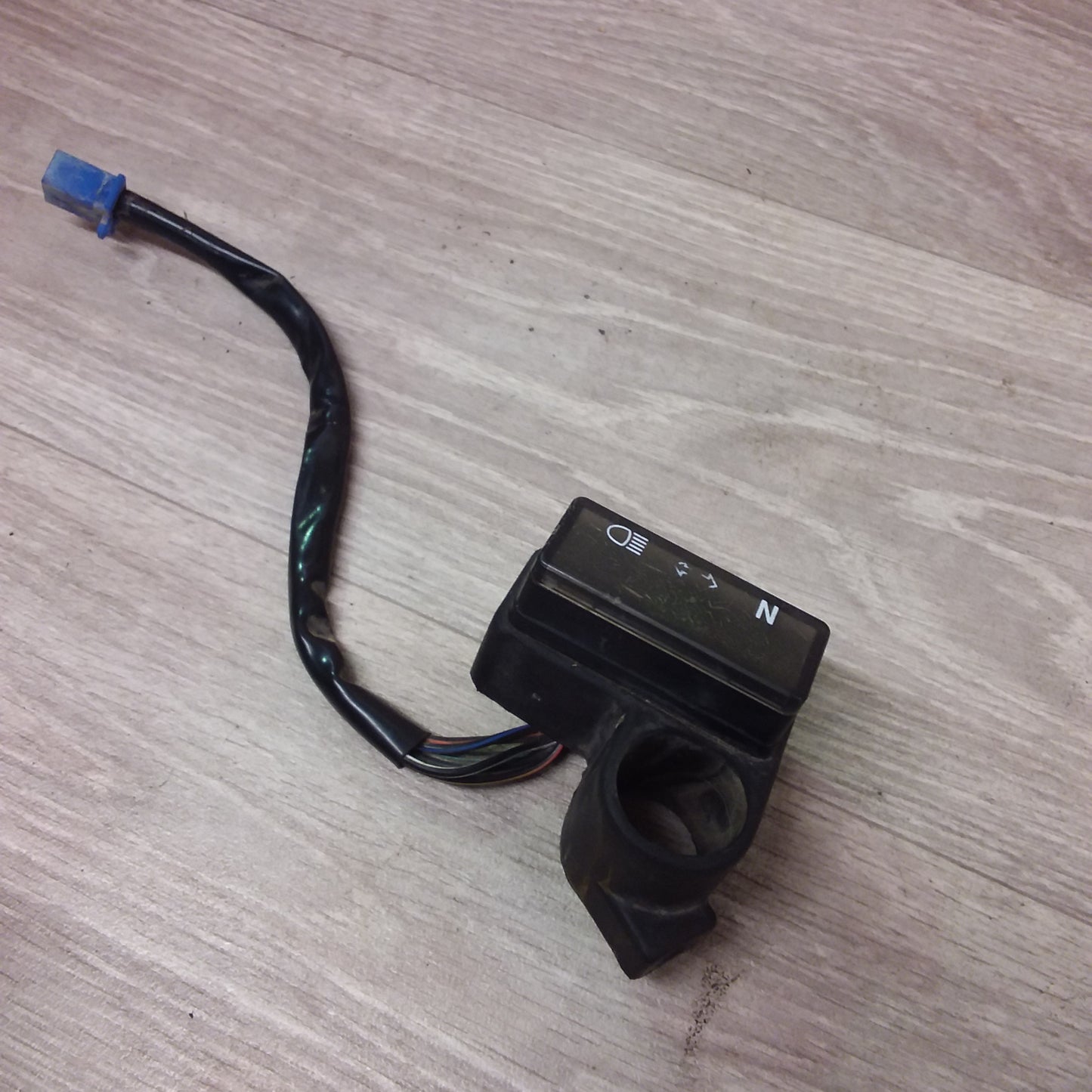 Suzuki DR200 dash lights