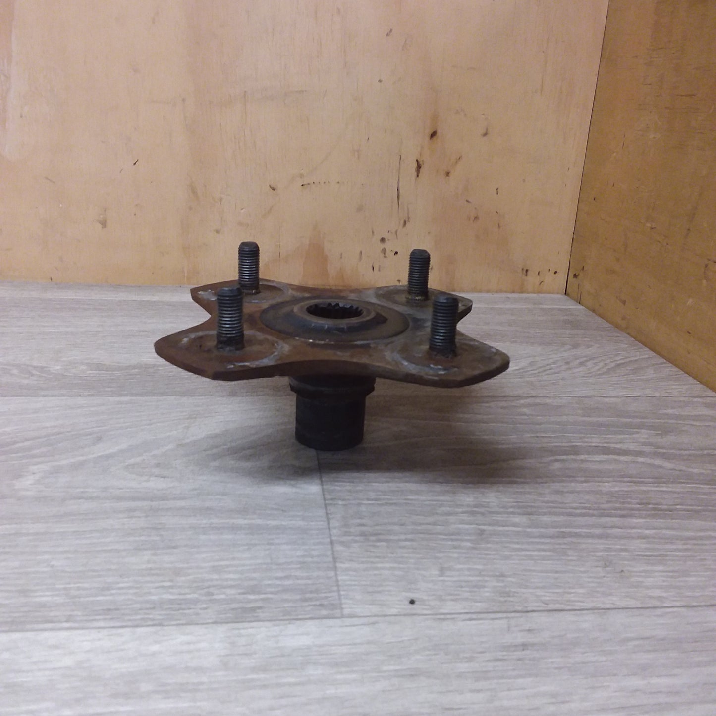 Suzuki 2007 LTF400 Eiger rear hub