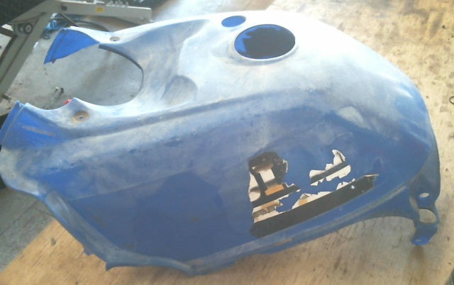 2001 Yamaha YFM400 Kodiak Tank Cover Plastic