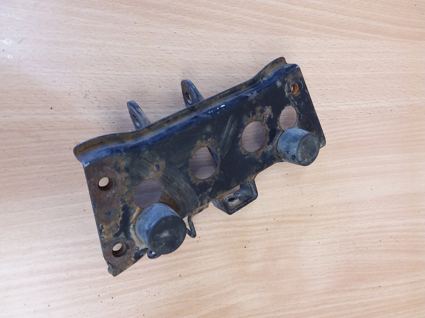 2009 Suzuki LTF400 Kingquad Top Engine Mount