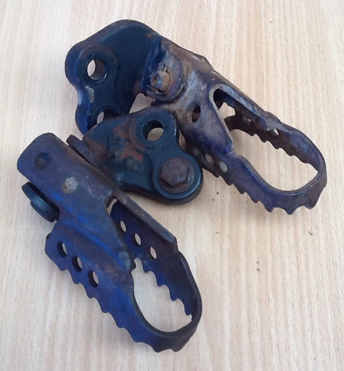 Yamaha TTR230 Foot Pegs