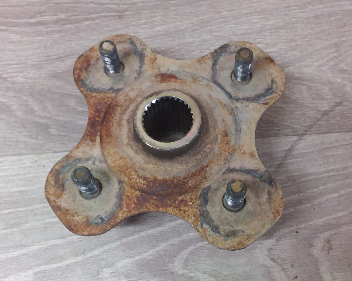 Yamaha YFM250 Bruin Rear Hub