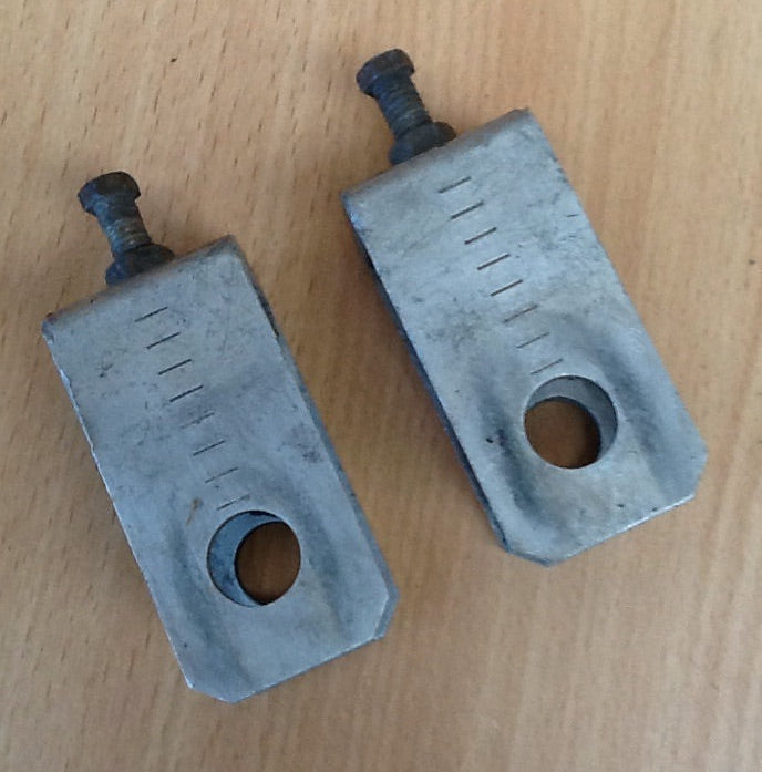 Yamaha YZ85 Rear Axle Adjusters