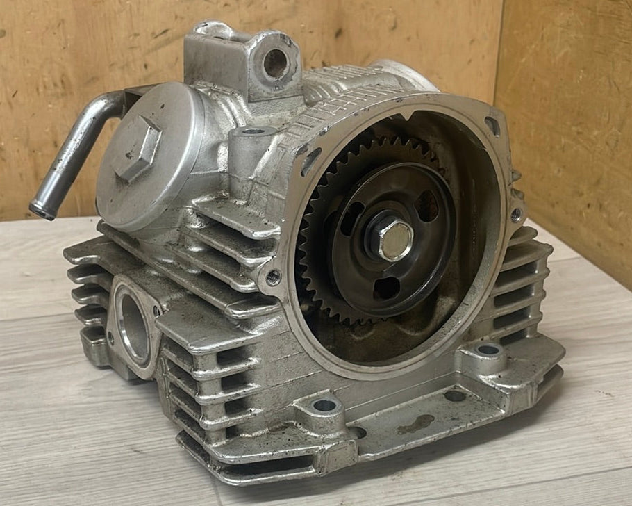 2011 Yamaha XT250 Complete Cylinder Head