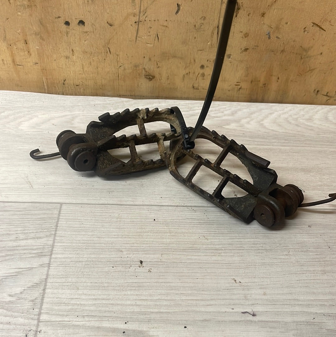 Suzuki DRZ400 Foot Pegs, Pins & Springs