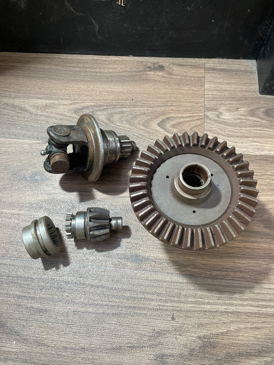 Suzuki LTF500 Vinson front ring and pinion set