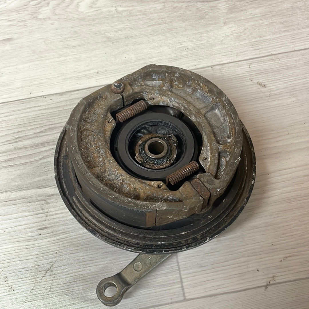 Suzuki TF125 Front Brake Plate & Shoes