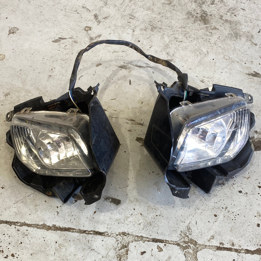 2011 Honda TRX500FPM front head lights