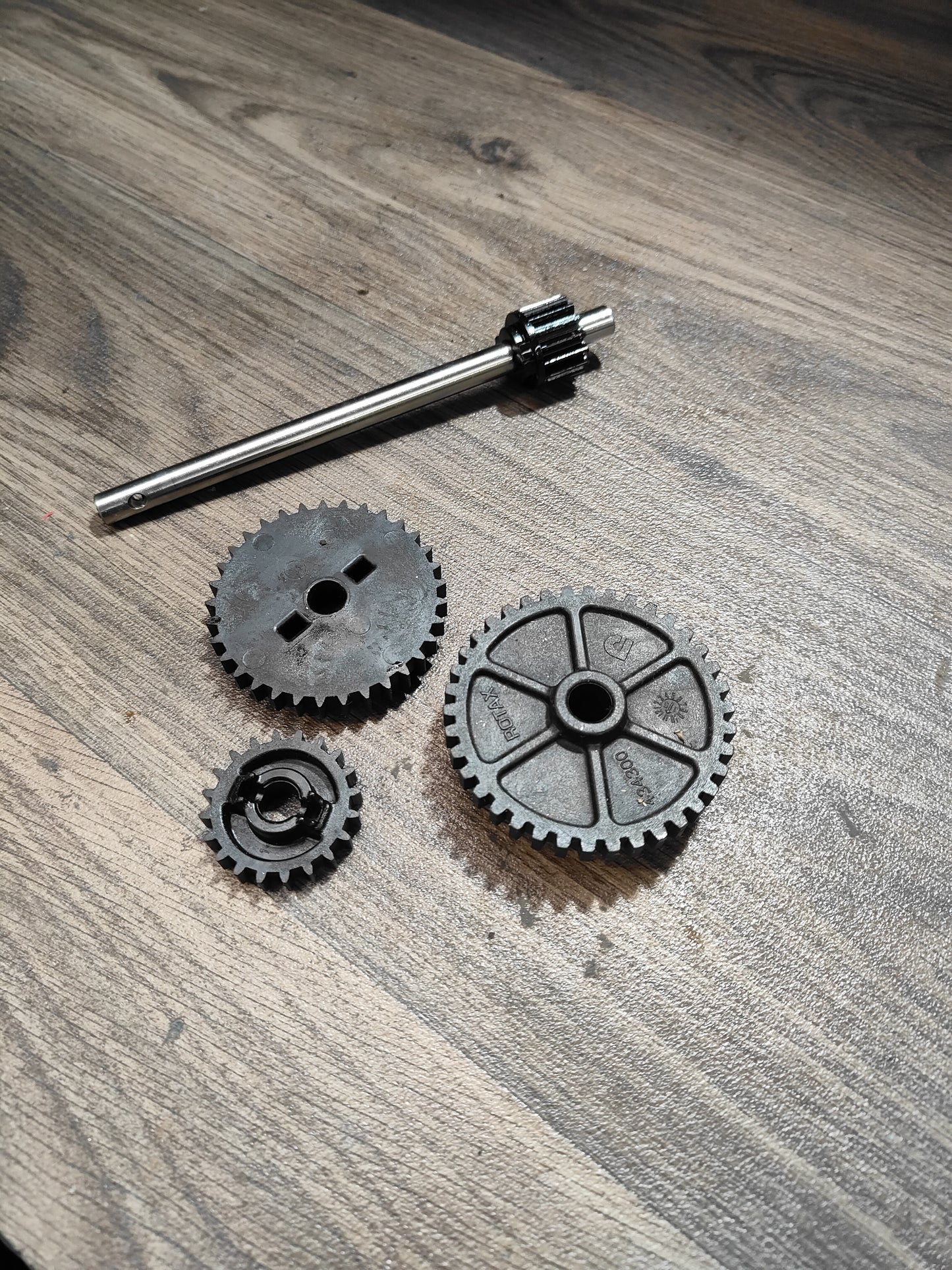 Can Am Outlander 570 Water Pump Shaft and Gears