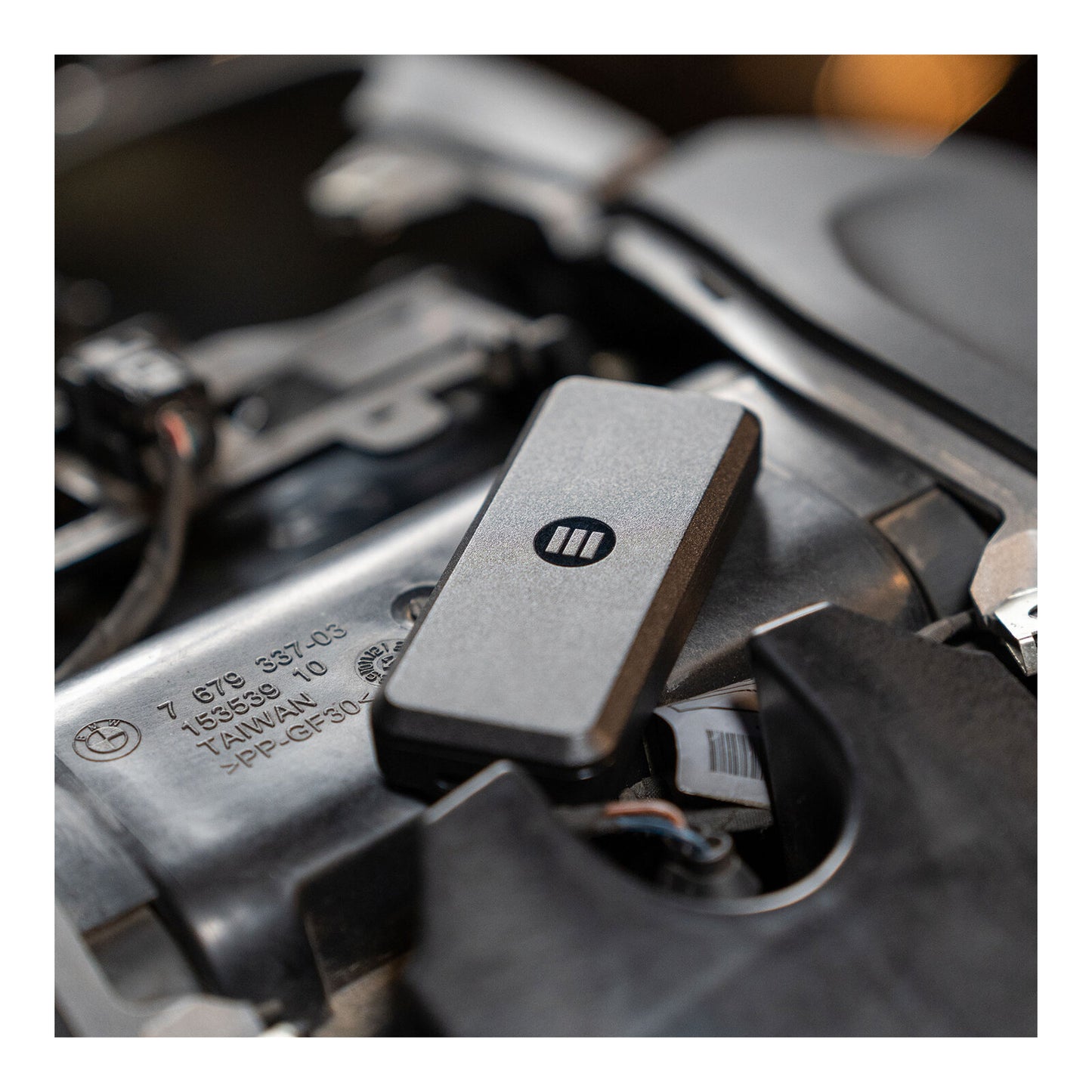 Monimoto 9 Smart Motorcyle GPS Tracker