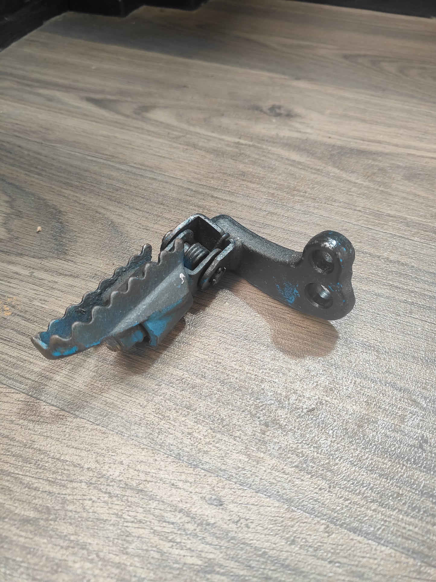 Suzuki DR200 Left Hand Foot Peg ASSM