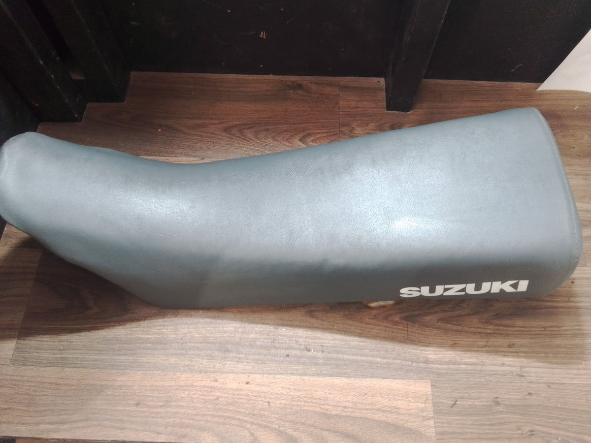 Suzuki DR200 Seat