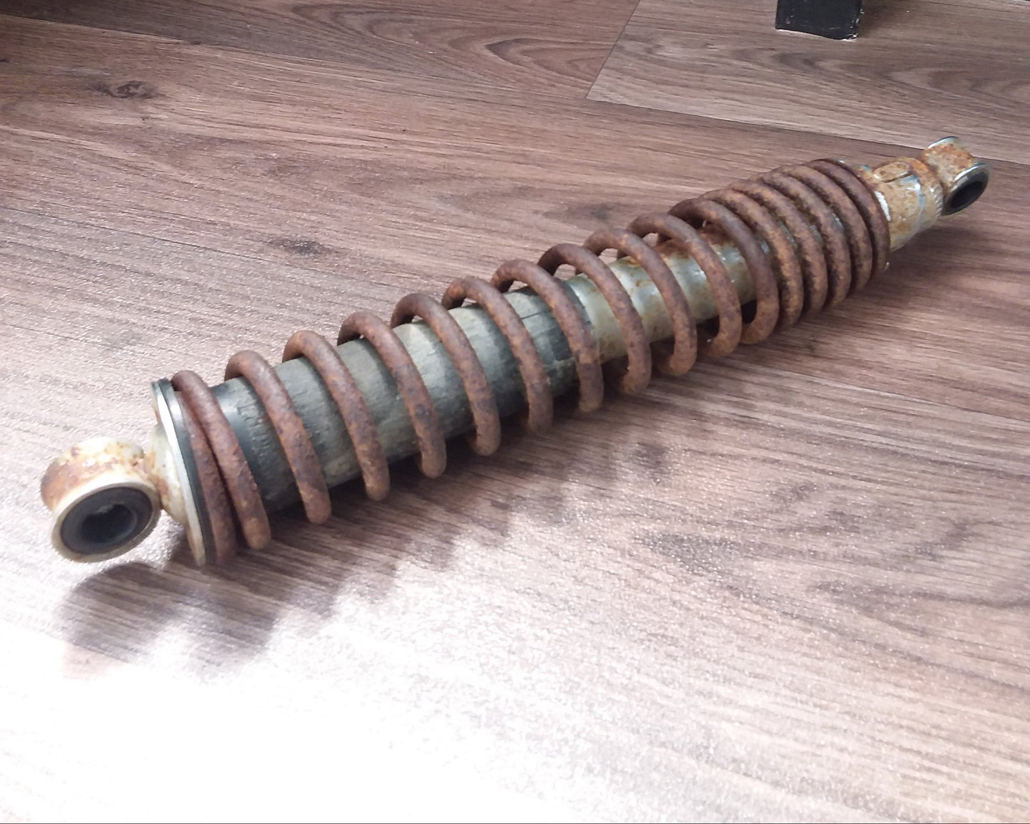 Yamaha AG100 Rear Shock