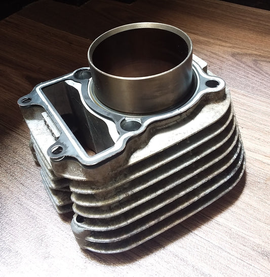 Yamaha AG200 Cylinder