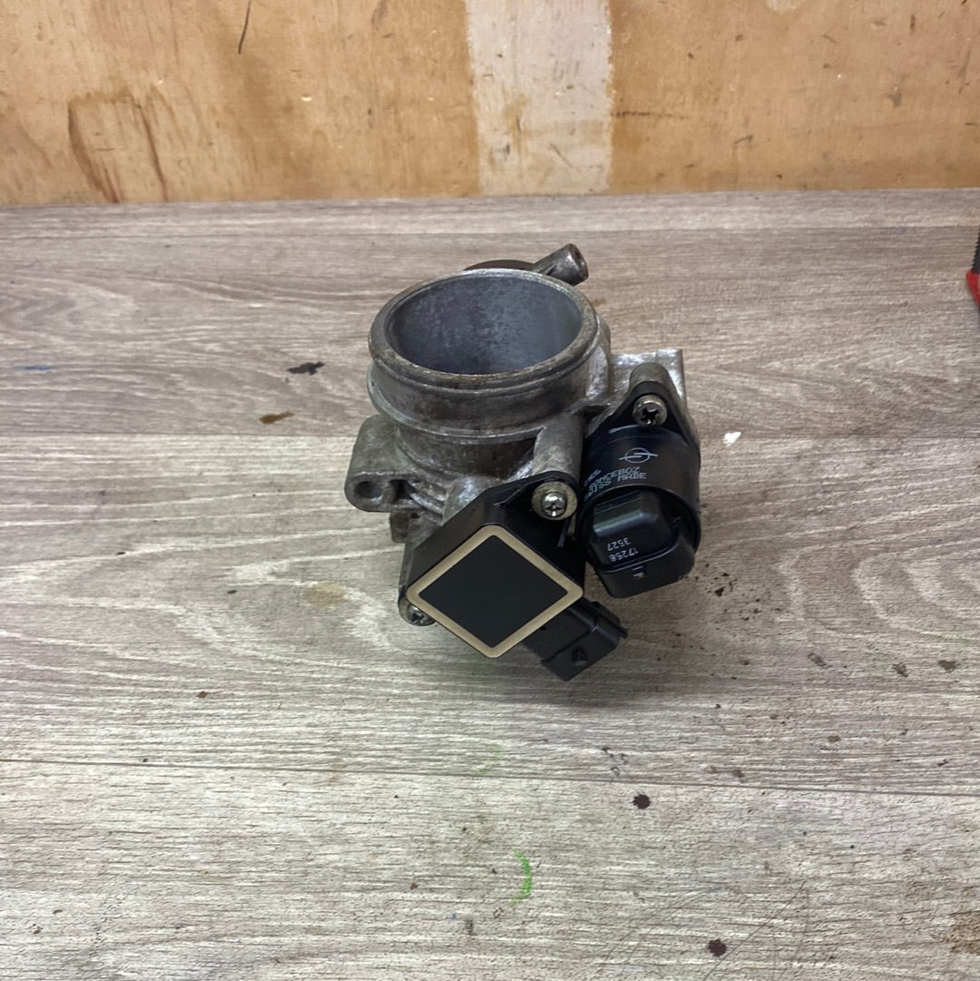 Can am outlander 400 throttle body