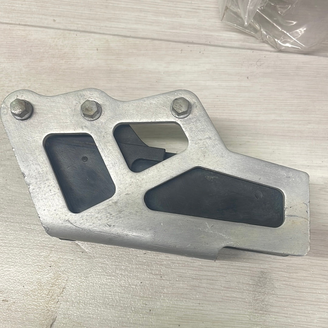 2006 Suzuki RMZ250 Chain Guide