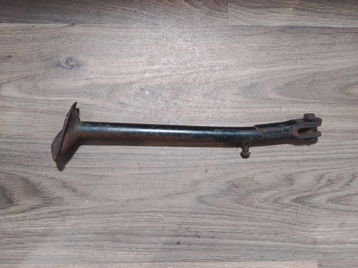 Suzuki TF125 Kickstand (right)