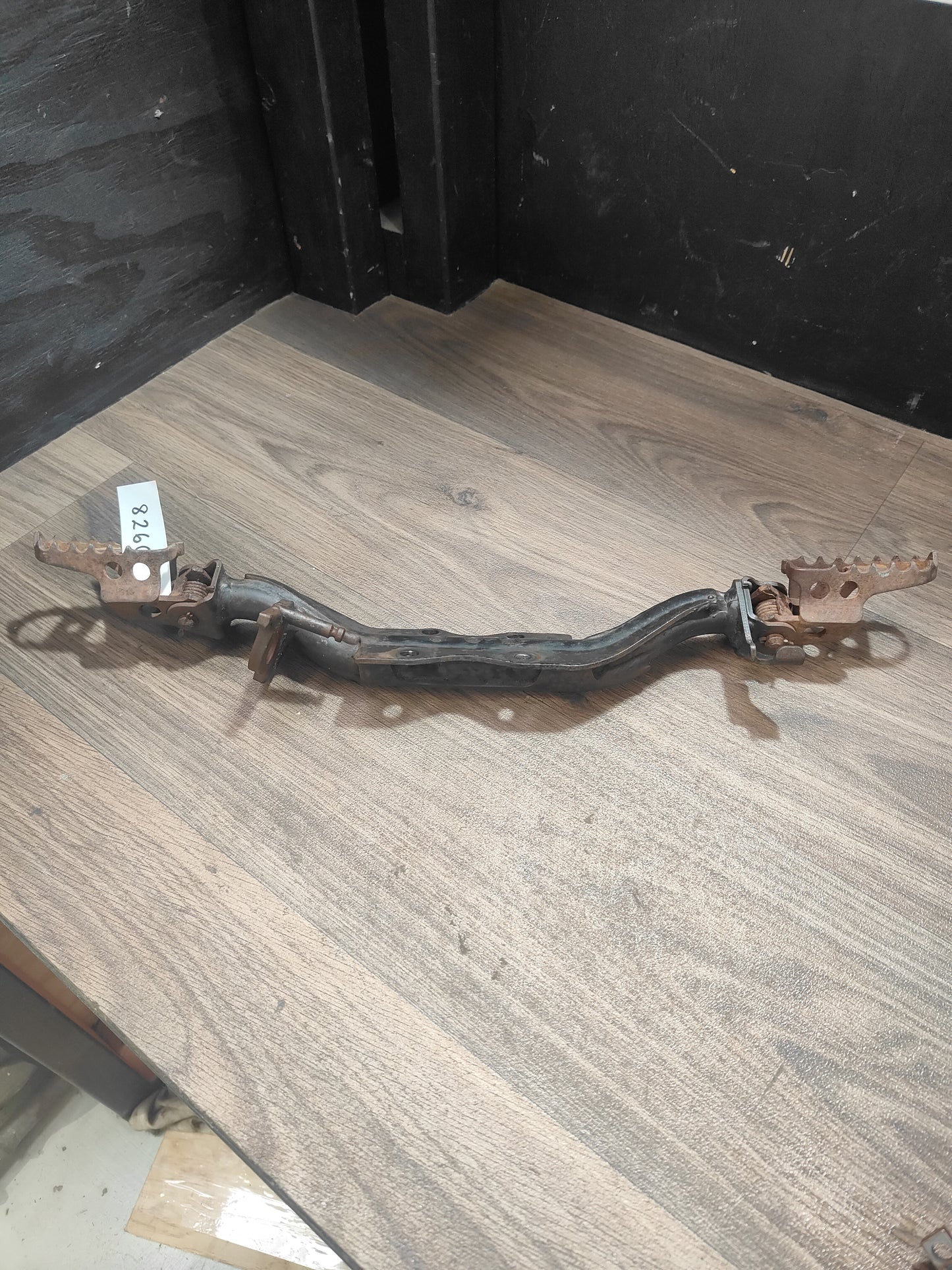 2009 Yamaha TTR110 Foot Peg Assembly