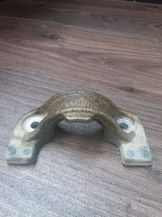 2022 Can Am Outlander Steering Bush Clamp