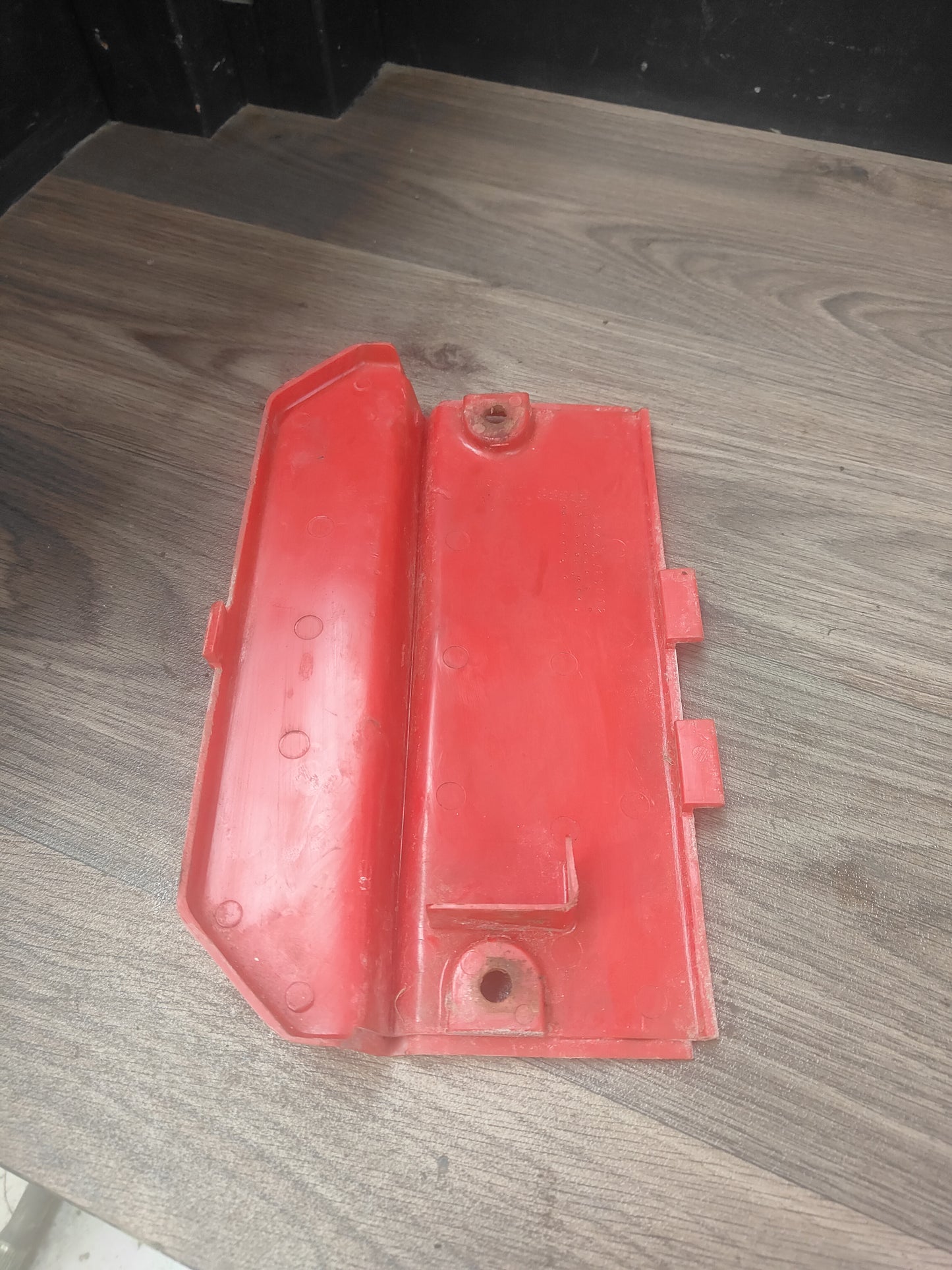 Honda TRX300 Battery Cover