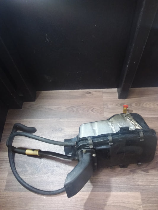 2001 Polaris Magnum 500 Airbox with Air Filter