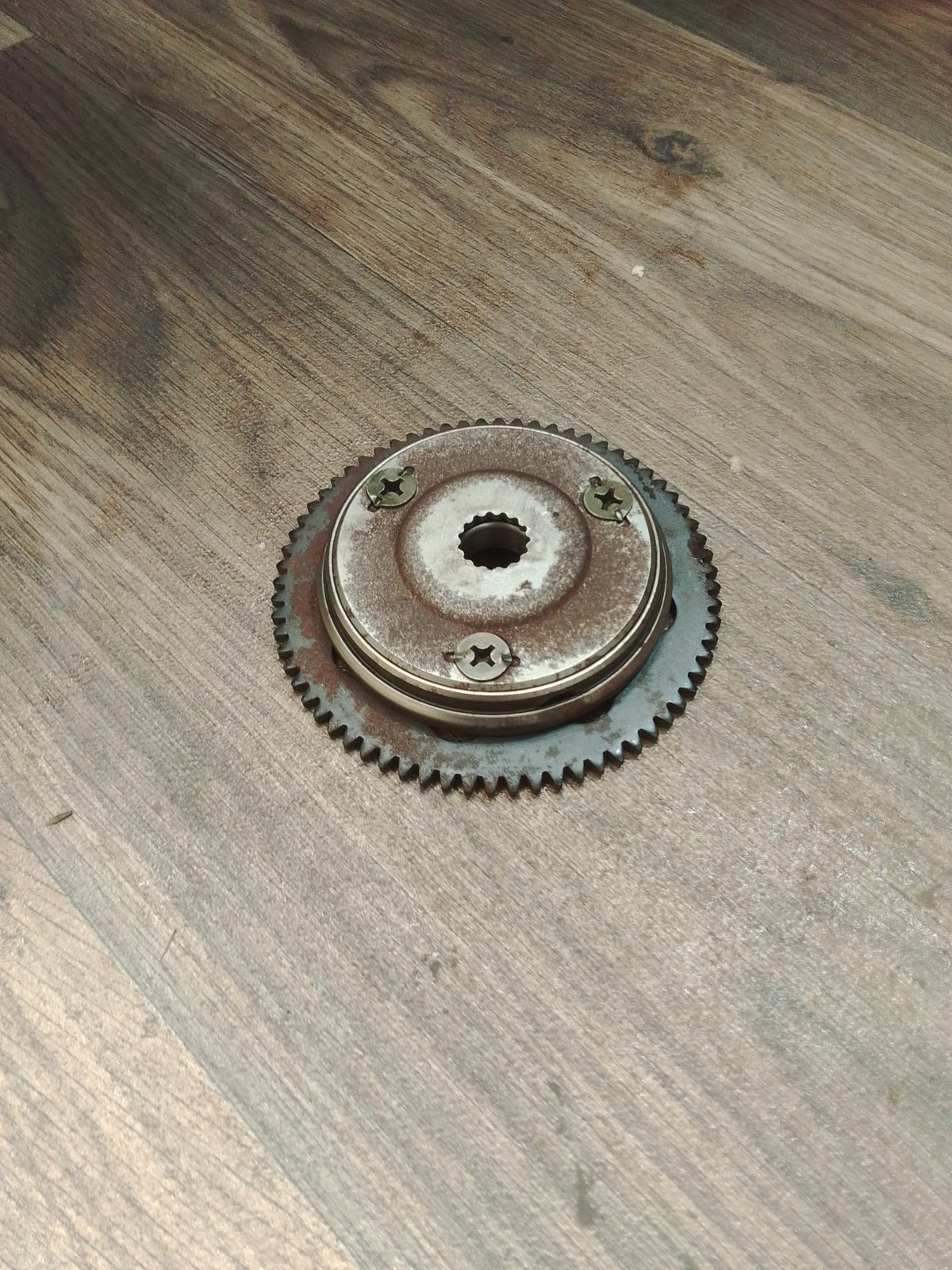 Polaris Outlaw 50 starter clutch
