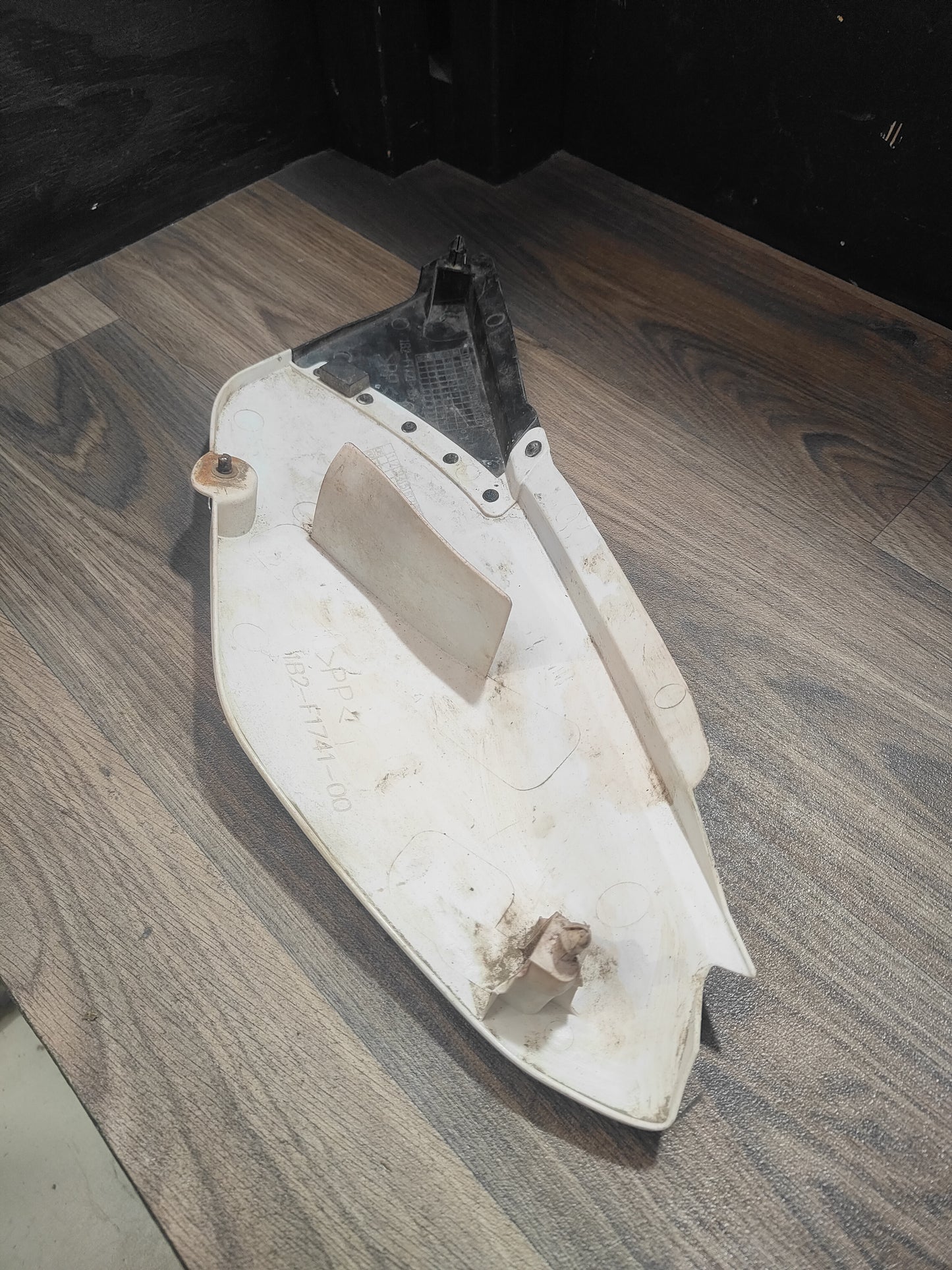 2009 Yamaha TTR110 Right Hand Side Plastic
