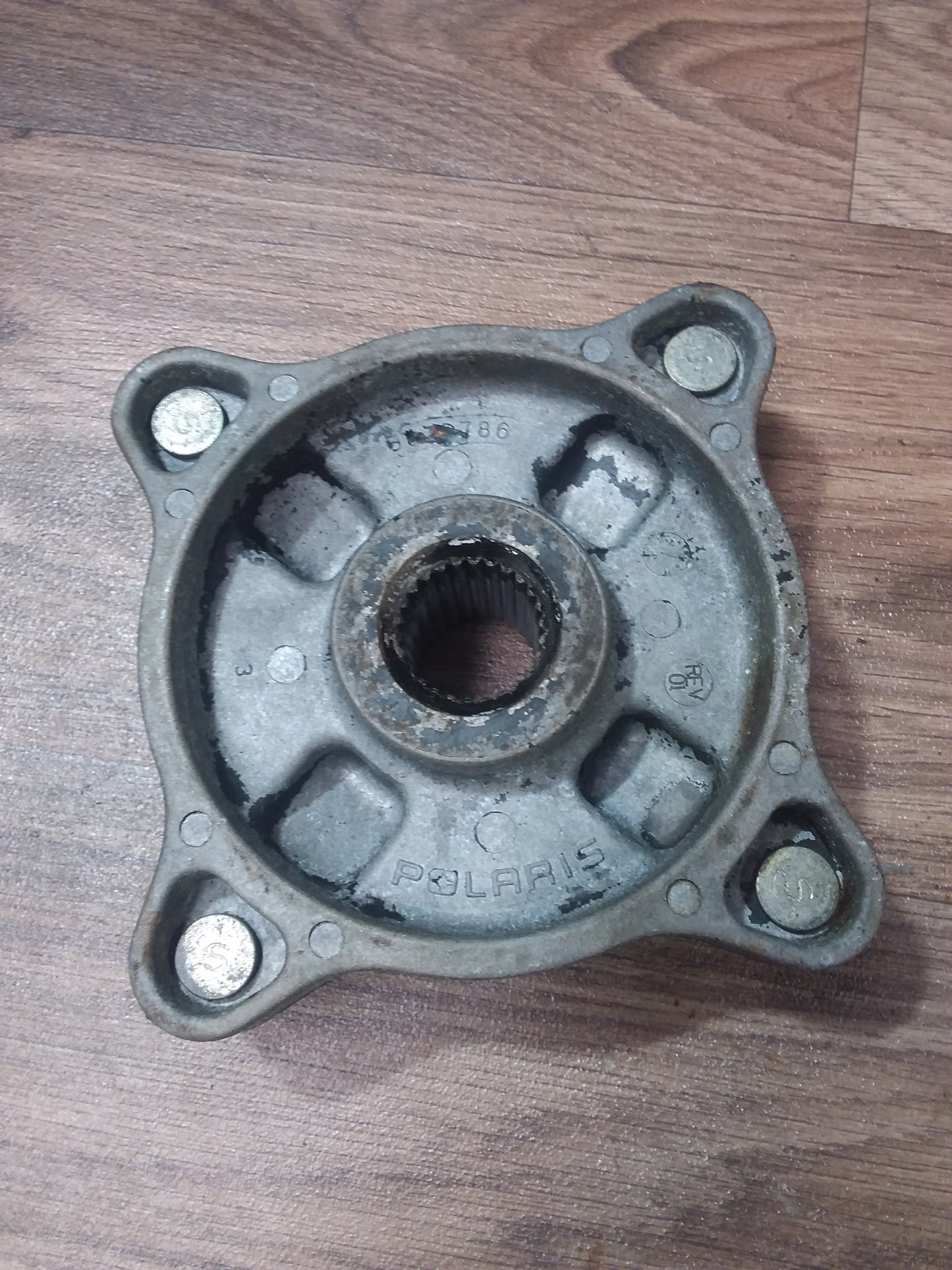 2001 Polaris Magnum 500 Rear Hub