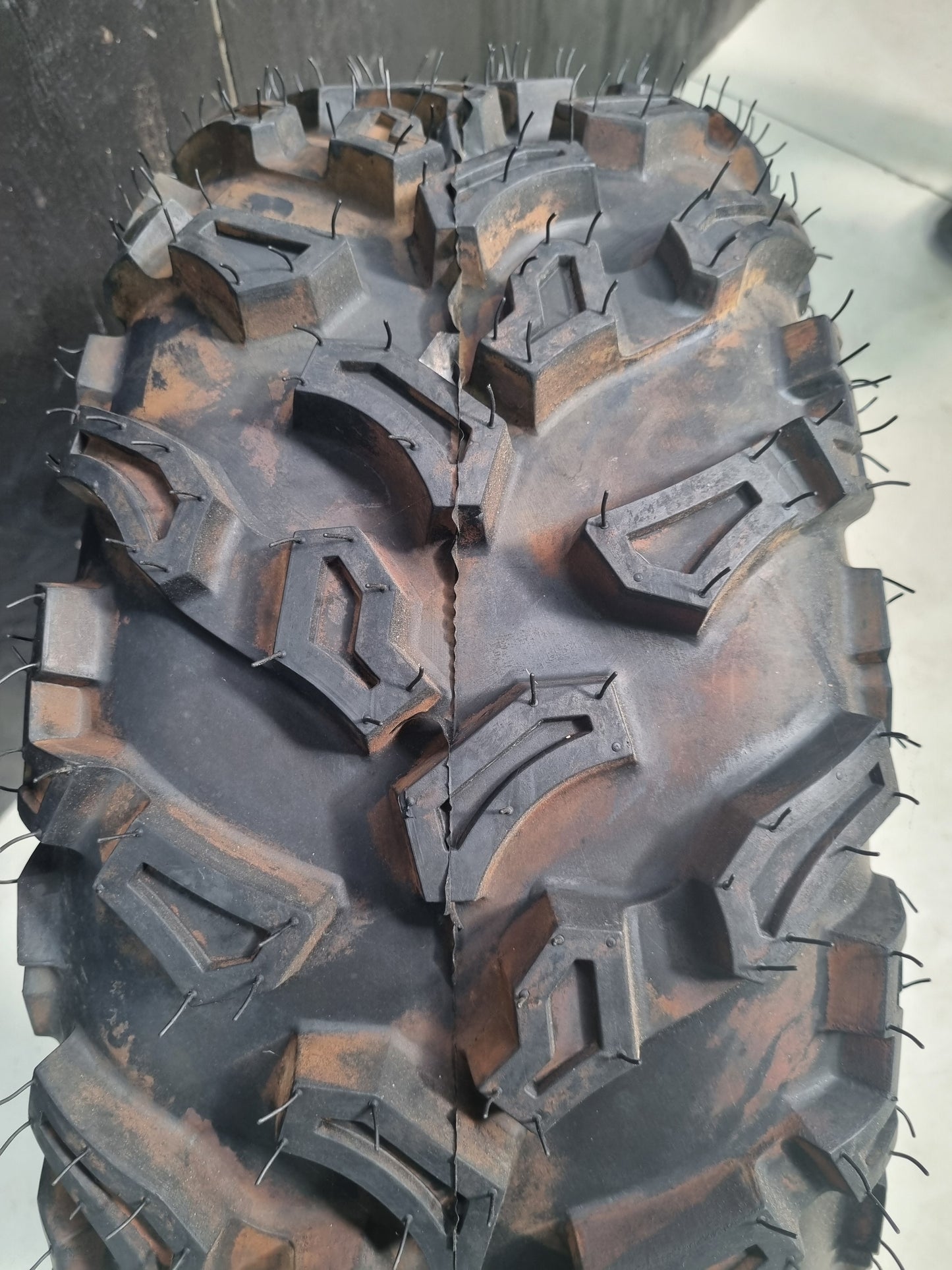 Noble 26/9-14 Tyre