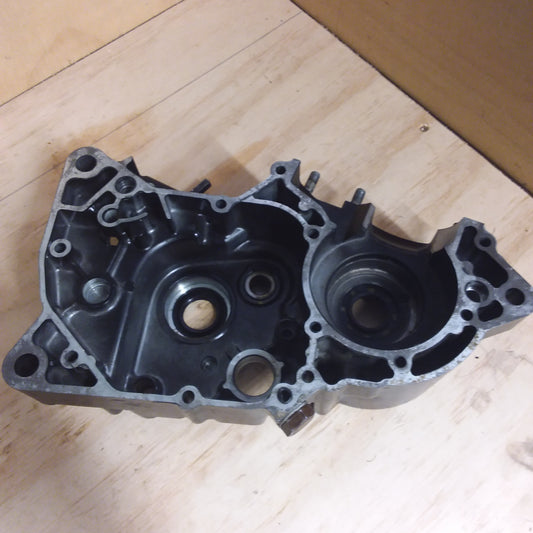 Suzuki TF125 left hand centre case