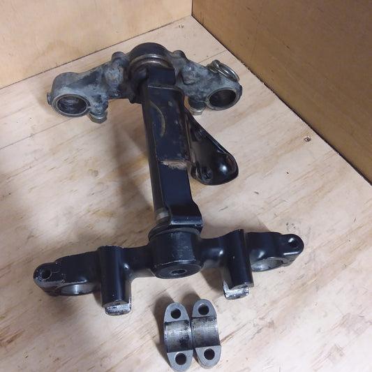 Suzuki TF125 triple clamps