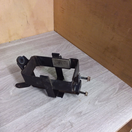 Suzuki DR200 battery tray
