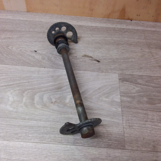 Yamaha XT250 Rear Axle