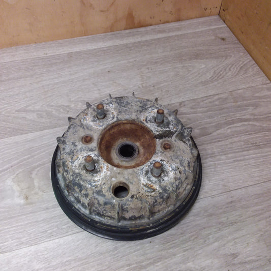 Honda TRX300 front hub