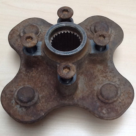 2001 Yamaha YFM400 Kodiak Front Hub